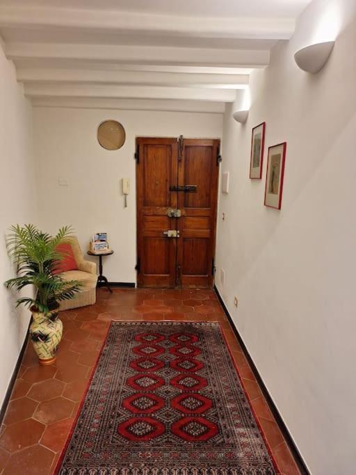 Il Talismano-In Citta -Vicino Al Mare Apartment Савона Екстериор снимка